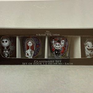 NEW Disney The Night before Christmas Glassware Set of four